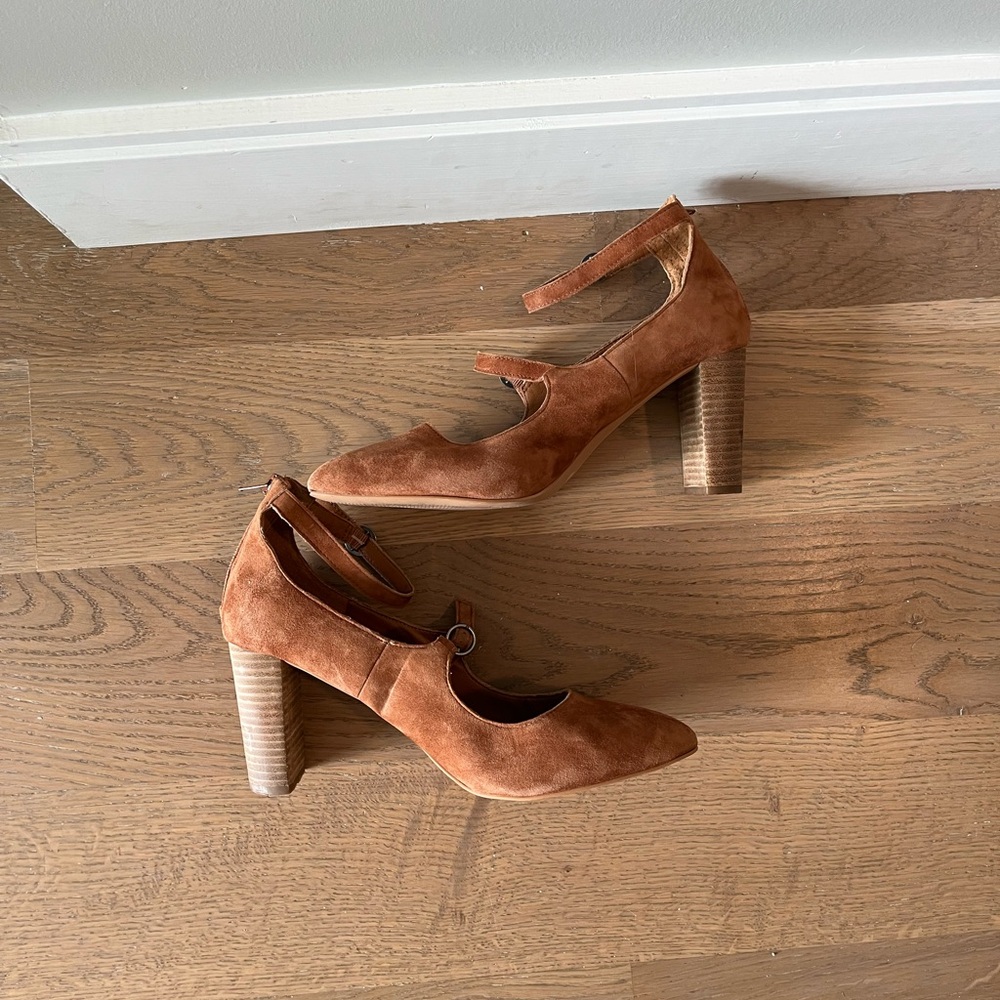 Lucky Brand Tan Suede Mary Jane Block Heels